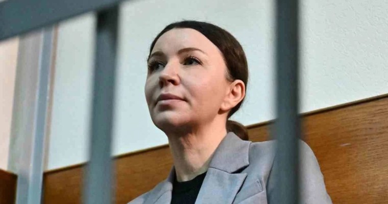 Танымал блогер Елена Блиновская бес жылға бас бостандығынан айырылды