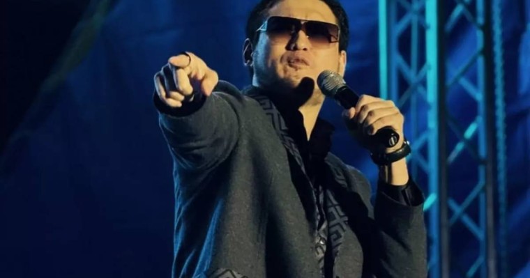 "Дұғада болыңыздар": Төреғали Төреәлінің концерттері денсаулығына байланысты кейінге шегерілді