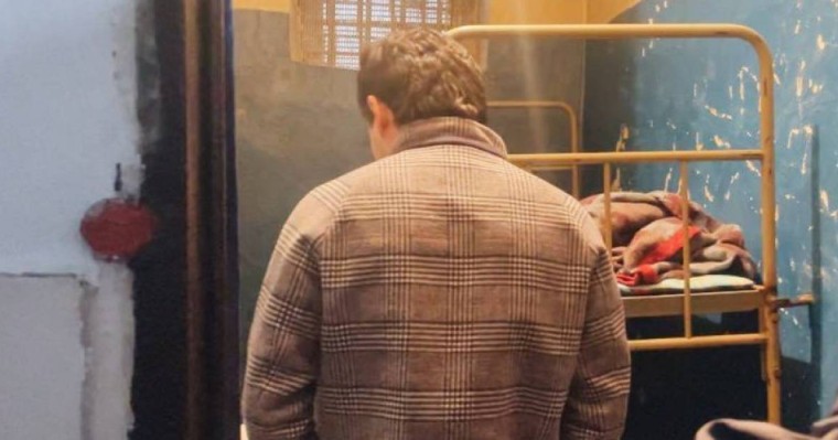 Желіде Төреғалидің қамауда отырған фотосы пайда болды