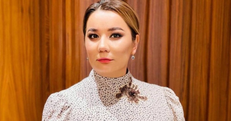 Сүймек түгілі өліп тұрсаң да, заңды некеге тұрмай, жігітпен жатпаңдар – Айгүл Орынбек