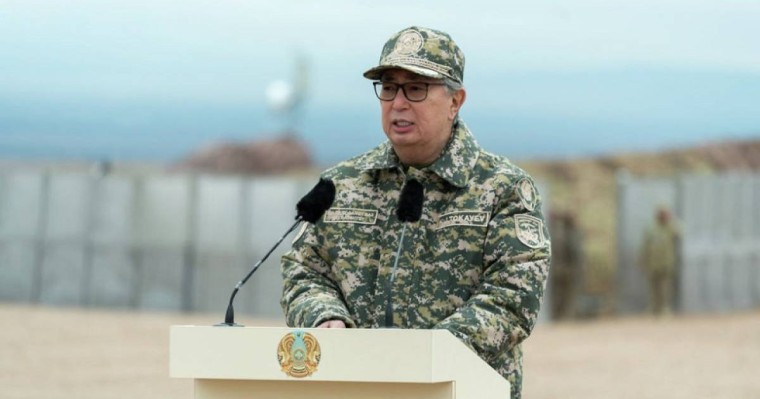 Тоқаев мерзімді әскери қызметке шақыру туралы жарлыққа қол қойды