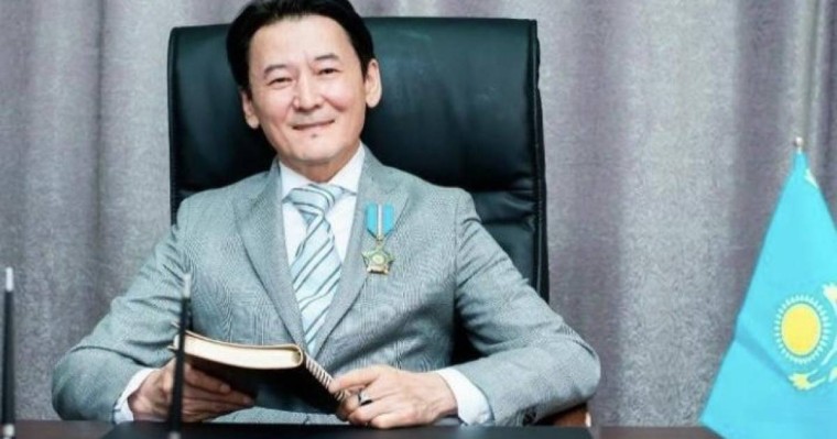 Қыдырәлі Болманов жазып жатқан кітабы туралы айтып, оқырмандарын қызықтырып қойды