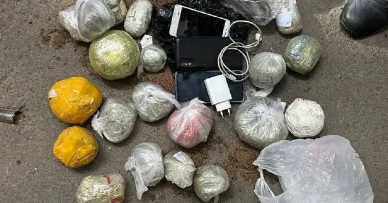 Ұлттық ұлан қызметкерлері түзеу мекемелеріне 140 ұялы телефонды өткізу әрекеттерін тоқтатты