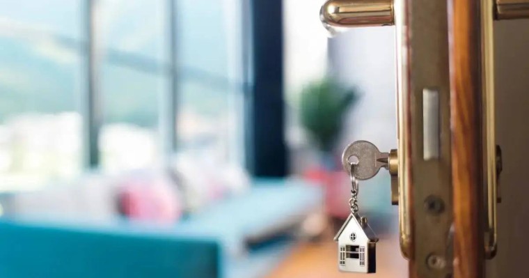 Қаржы пирамидасын құрып, енесіне премиум санатта үй алып берген адам сотталып кетті