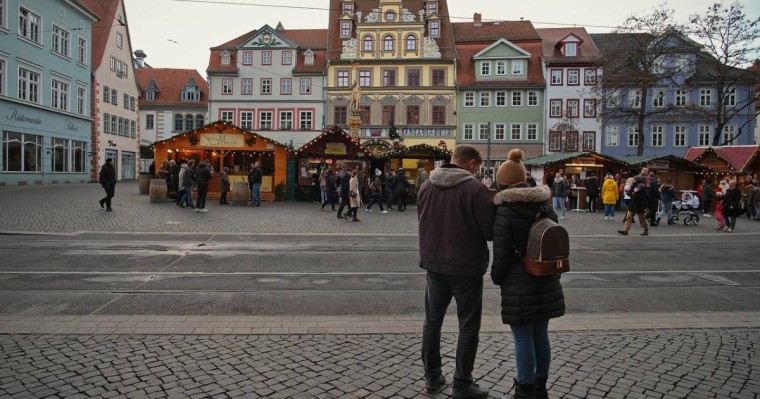 Қарағандыда ұры "звондап алайын" деп, кейін телефонмен қашып кеткен