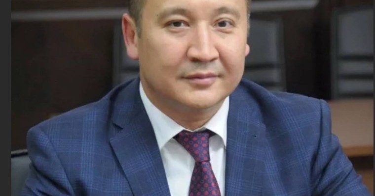 Павлодар әкімі 10 мың теңге сұраған студенттің өтінішіне жауап берді