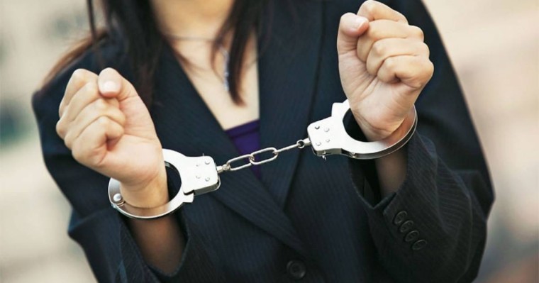 Енесін тонаған келін ұсталды