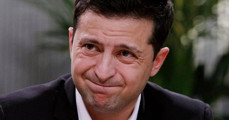 «Қашыңыздар»: Зеленский ресейліктерге үндеу жасады