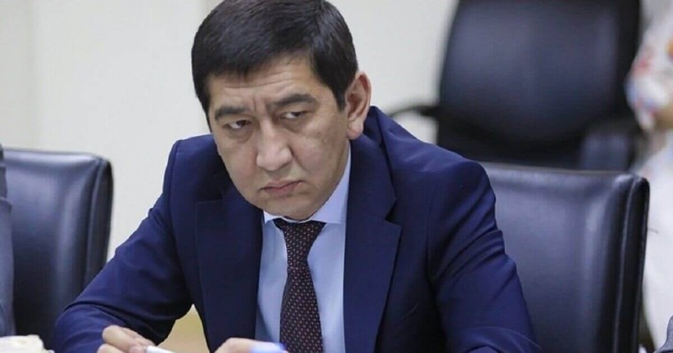 “Түрмеде ет асып, ет жеп отырған шенеуніктерді көрдік” - Ринат Зайытов