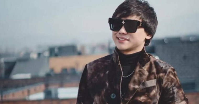 Мектеп оқулығында Қайрат Нұртастың аты аталған тапсырма бары рас па: министрлік жауап берді