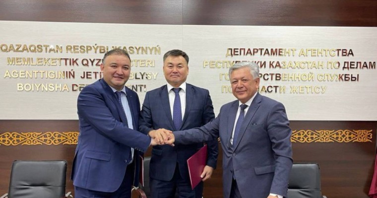 Жетісу облысында қызметтік әдеп нормаларының сақталуын қамтамасыз ету мақсатында үш жақты меморандум жасалды
