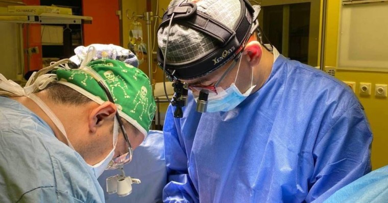 Маңғыстаулық кардиохирургтар жүрекке ерекше ота жасады