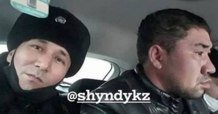 Шымкентте әжейді зорламақ болған күдікті ұсталды. Полицей селфи жасады