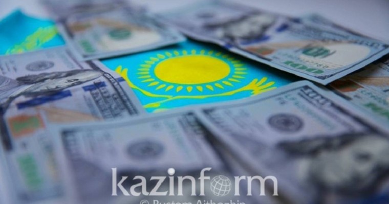 今日美元兑坚戈终盘汇率1:385.07