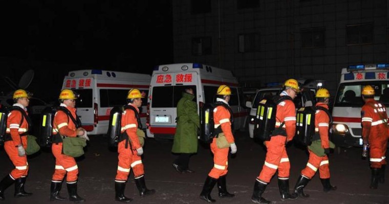 中国山东煤矿事故11名被困矿工全部获救