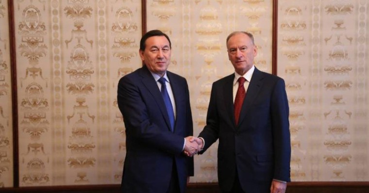 哈斯莫夫会见俄安全会议秘书帕特鲁舍夫