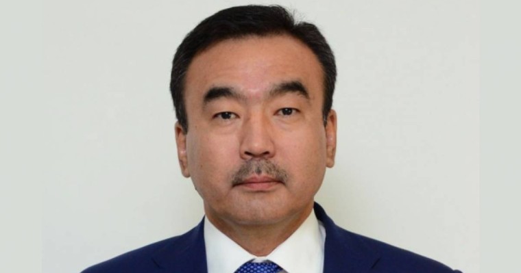 Пара алған қызметкері үшін жұмыстан кеткен Текелі әкімі жаңа қызметке тағайындалды