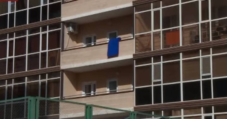 Шымкентте 20 жастағы қызды жалдамалы пәтерде тұншықтырып өлтірген (видео)