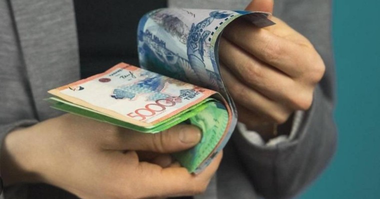 "Орташа жалақы мөлшері 340 мың деген дұрыс емес. Қазақстандықтар кедей өмір сүреді" - депутат