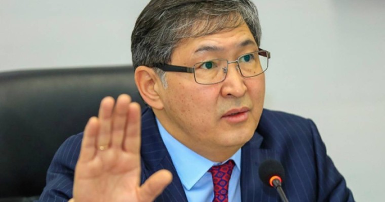 "5 миллиард теңге ұрлады": экс-министр Сағадиевке жаңа айып тағылып жатыр