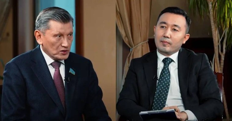 30 жылда екі заң ғана қазақша жазылған – сенатор