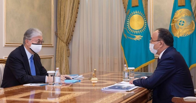 Тоқаев оқытушысы 600 мың тг. айлық алатын Ұлттық университет ректорын қабылдап, тапсырмалар берді