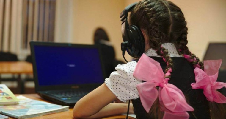 Қазақстанда оқушылардың күзгі каникулы ұзарды