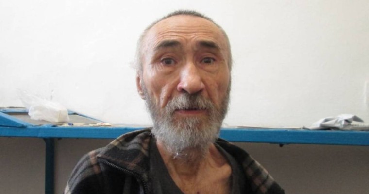 Сот Арон Атабекті  бостандыққа шығарды