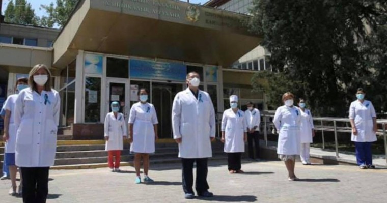 Коронавирустан 182 медицина қызметкері көз жұмды - Бағдат Қожахметов