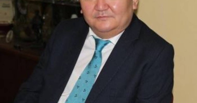 АУТ СӨЙЛЕГІШ АУЫТ қандастарды қолдап жүр ме, ҚОРЛАП жүр ме?