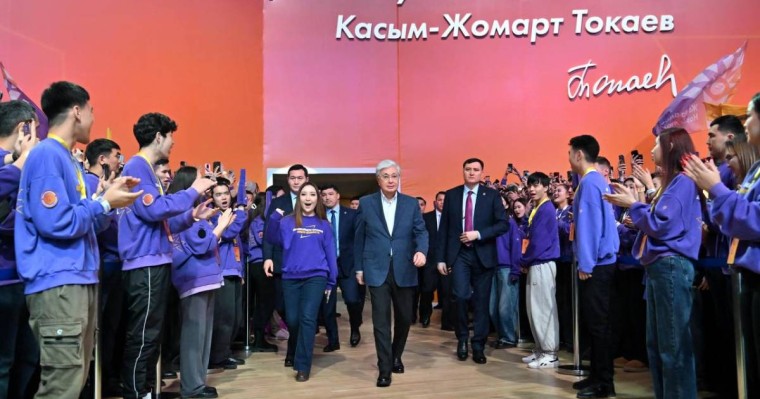 Еңбек культі және креативті индустрия: Президент жастарға жаңа мүмкіндіктер туралы айтты
