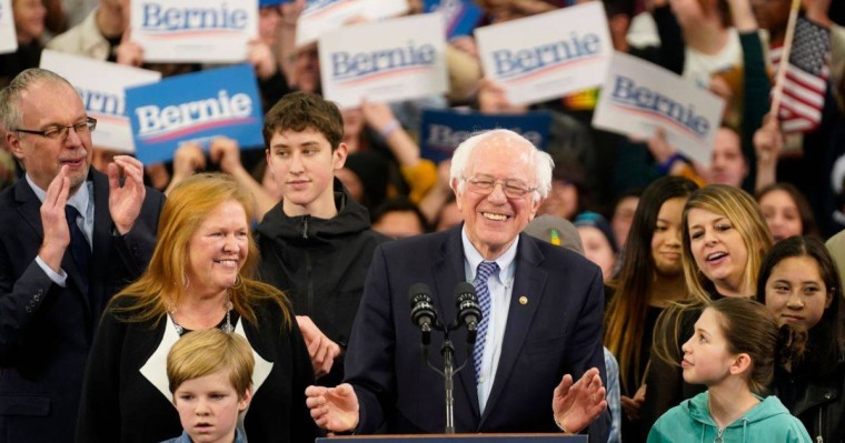 Невада штатындағы демократтар таңдауында Байден жеңіліп, Сандерс жеңді