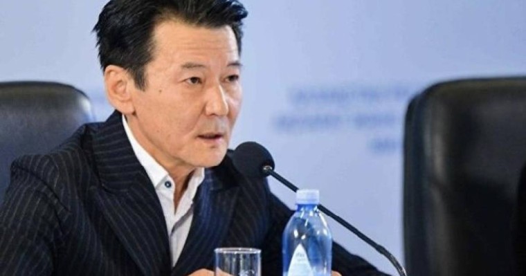 Қыдырәлі Болманның Әбіләзовпен түскен суреті тарады(фото)