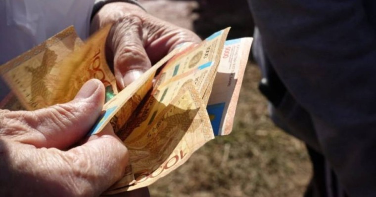 Зейнет жасы 60-қа дейін төмендетілсін - Мәжіліс депутаттары