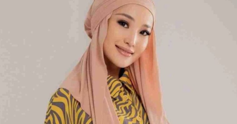 Мөлдір Әуелбекова: Араға 5 жыл салып, баламның әкесі пайда болды