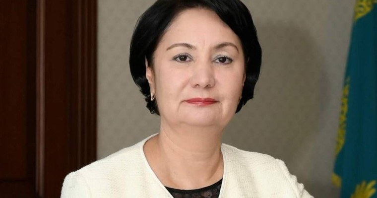 Әкім әйелдің алғашқы әңгімесі