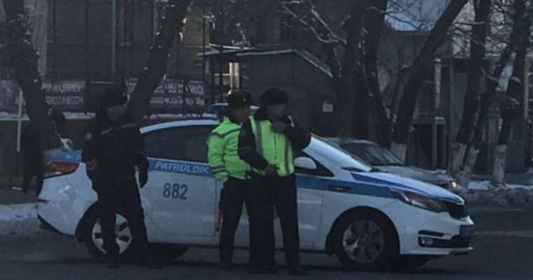 Алматыда полиция митинг өткізбек болған "Демпартия" белсенділерін ұстады