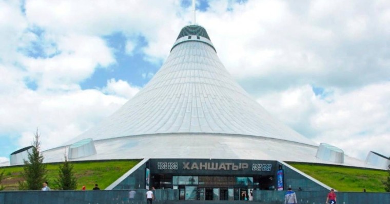 Қатарынан қалған кәрі жетім - әңгіме