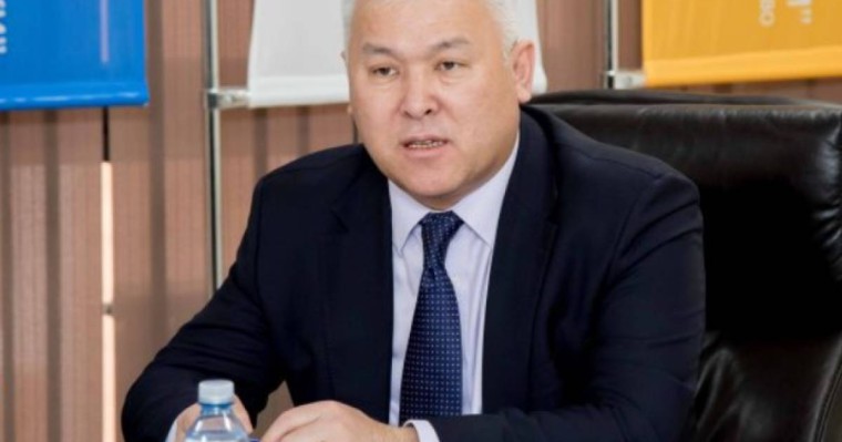 Министрлік арнайы тікұшақтарды Ресейге жалға берген  - Мұрат Әбенов