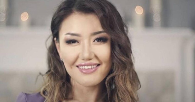 “Әкесінің арқасында” - Зарина Омарова мемлекеттік марапаты үшін қатаң сынға қалды