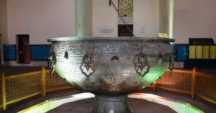 Қоғам белсендісі Түркістандағы тайқазанға қақпақ жасауды ұсынды