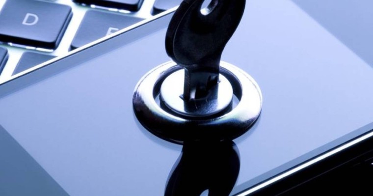 Смартфон өшірулі болса, оны тыңдап, бақылай ала ма: сарапшы жауап берді