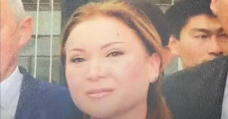 Сот Қайрат Сатыбалдының бұрынғы әйелі Гүлмира Сатыбалдыға қатысты жаңа шешім шығарды