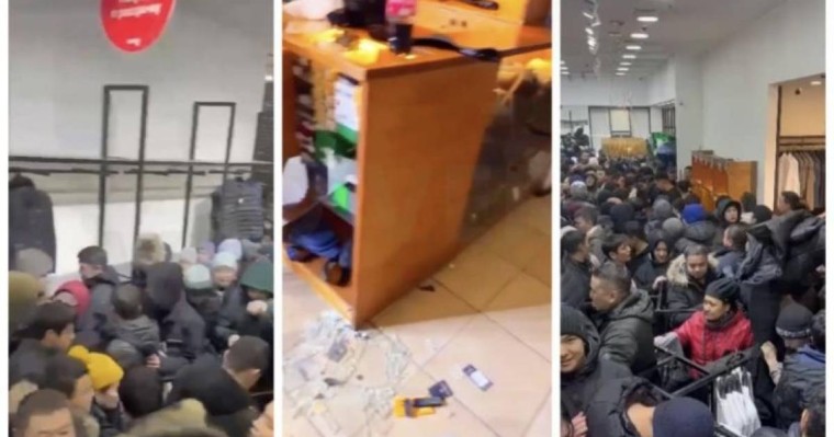 Алматыда сауда орталығындағы жаппай сатылым кезінде адамдар кептеліп қалды