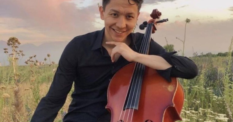 “Қыздарға бөлмеге кеттік деген” - Бағжан Октябрь ренішін білдірді