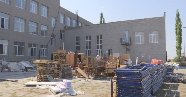 Жөндеу жұмыстарына 9,2 млрд теңге бөлінген 46 мектептің көбісі дайын емес