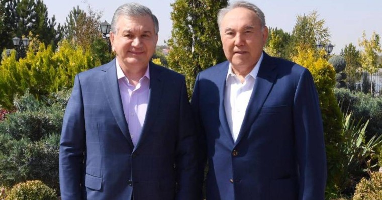 Тоқаев Алматыда жүргенде Назарбаев Шавкат Мирзиёевпен кездесті