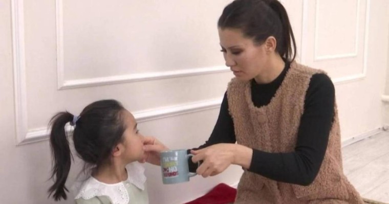 "Іріңдеп, шіріп жатты" - Қызылордада 5 жасар қыз тісін жұлдырамын деп мүгедек болып қалды