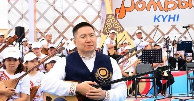 Болат Мажағұловтың 10 жыл бойы жасырған некесіз балалары мен тоқалына қатысты дау