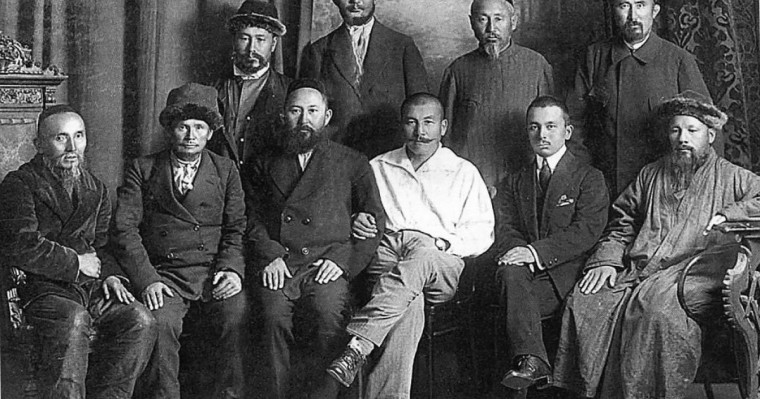 Нұр-Сұлтан тұрғыны "Мұстафа Шоқай шошқа, Ахмет Байтұрсынов сатқын" деген әйелді сотқа бермек